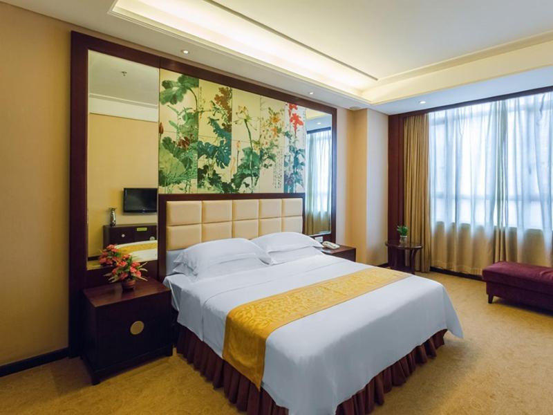 Vienna Hotel Lufeng Peopole Road Kültér fotó