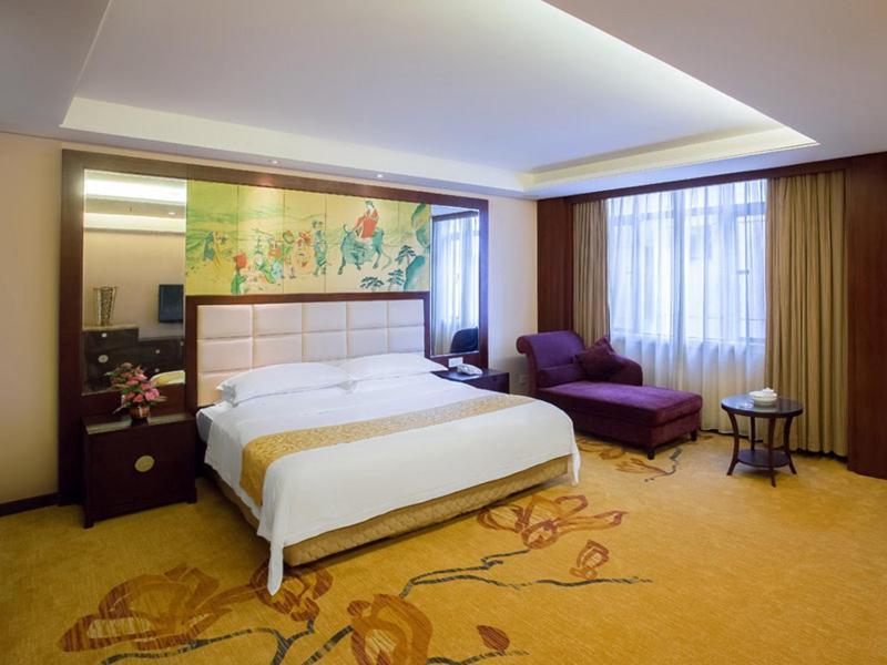 Vienna Hotel Lufeng Peopole Road Kültér fotó