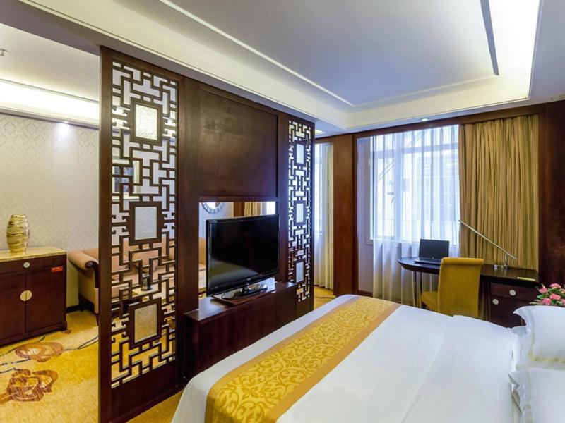 Vienna Hotel Lufeng Peopole Road Kültér fotó
